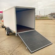 Прицеп МЗСА 817774.003 "Фургон для снегохода" Прицеп МЗСА 817774.003 "Фургон для снегохода"