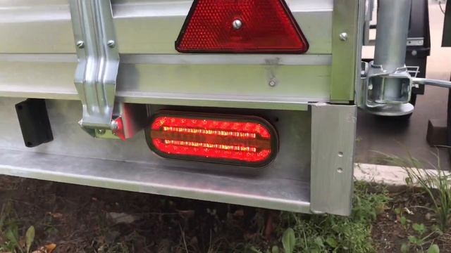 Задние фонари FT-320 на прицепах мзса